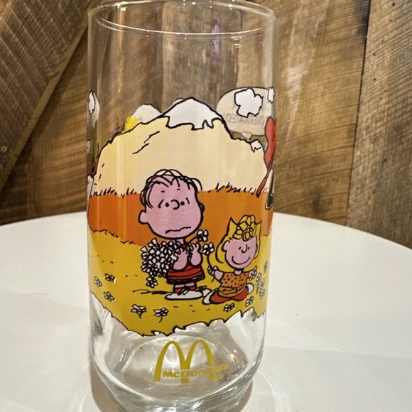 Vintage Camp Snoopy Collection Glass 1971 McDonalds “Civilization Is Overrated” - Picture 3 of 8